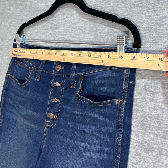 JCrew  cotton High Rise Blue Denim Jeans with Contrast  Stitching - Picture 4 of 7